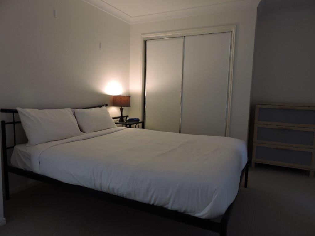 Koola Beach Apartments Bargara Exteriör bild