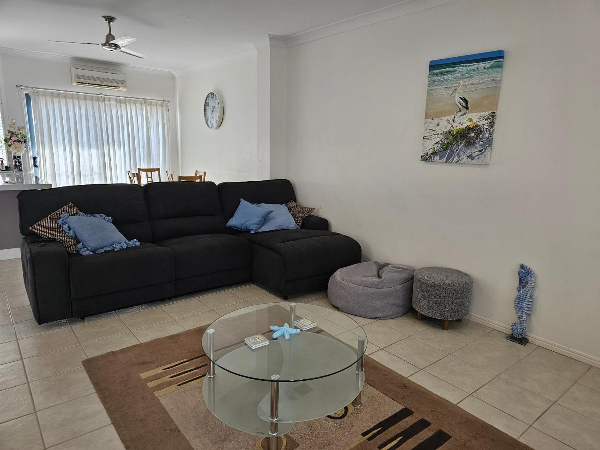 Koola Beach Apartments Bargara Exteriör bild
