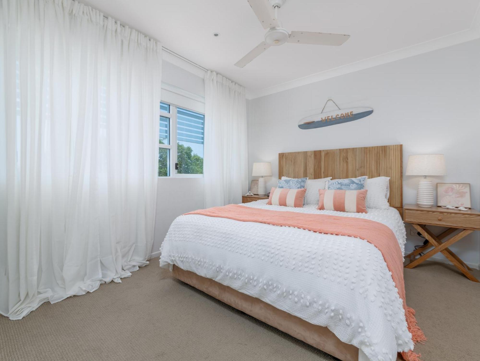 Koola Beach Apartments Bargara Exteriör bild