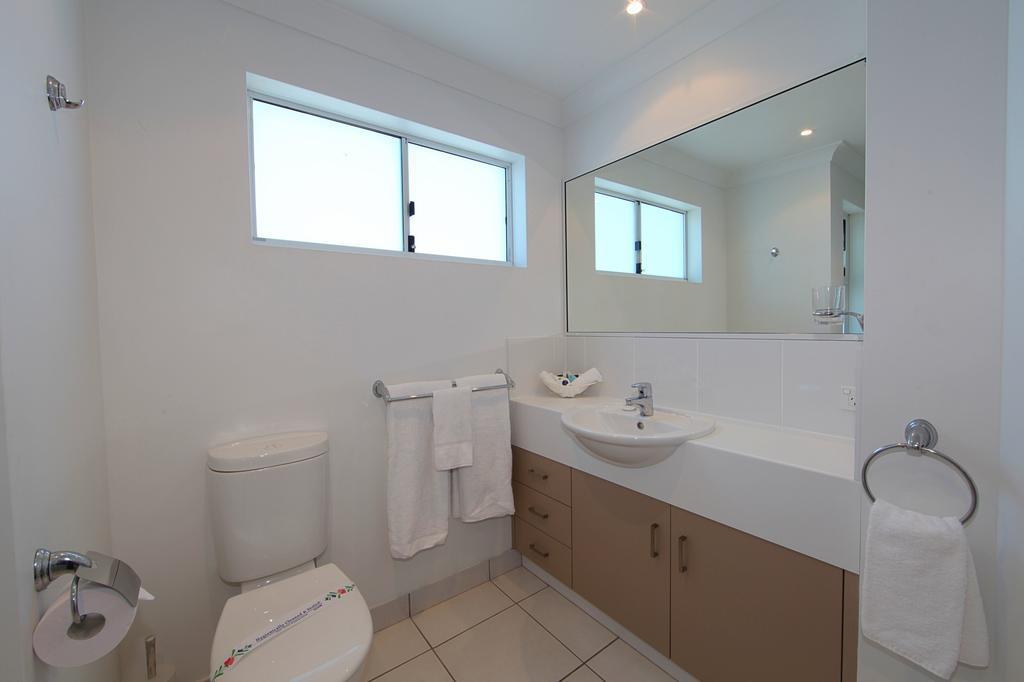 Koola Beach Apartments Bargara Rum bild