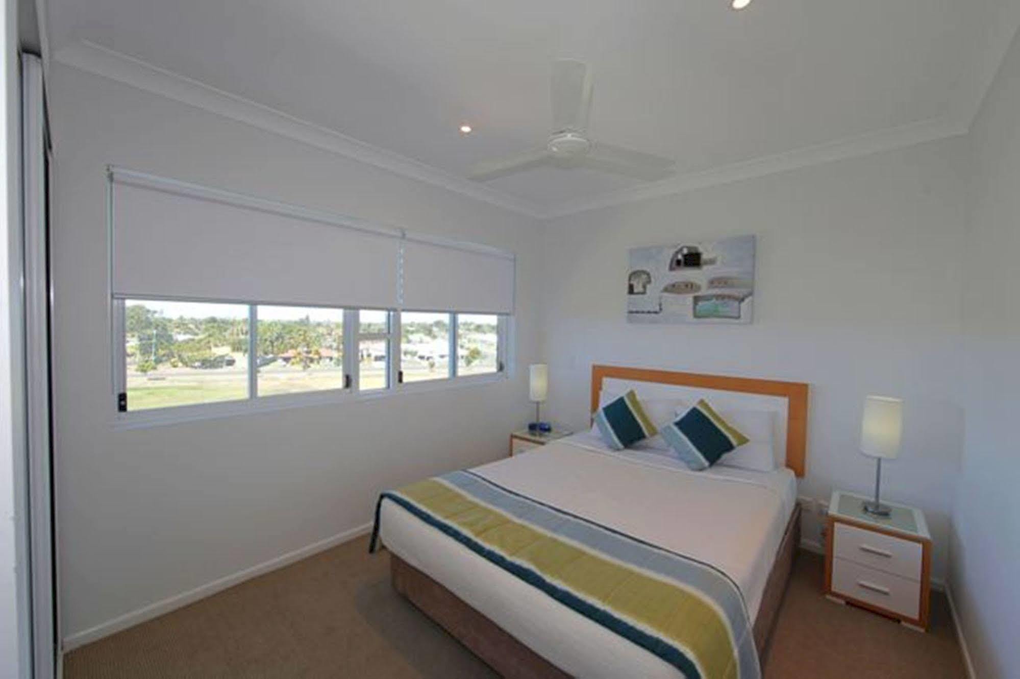 Koola Beach Apartments Bargara Exteriör bild